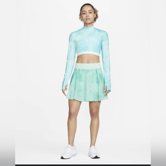 New Nike skort - Picture 2 of 9